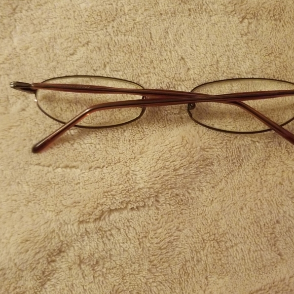 Glasses - Picture 1 of 3